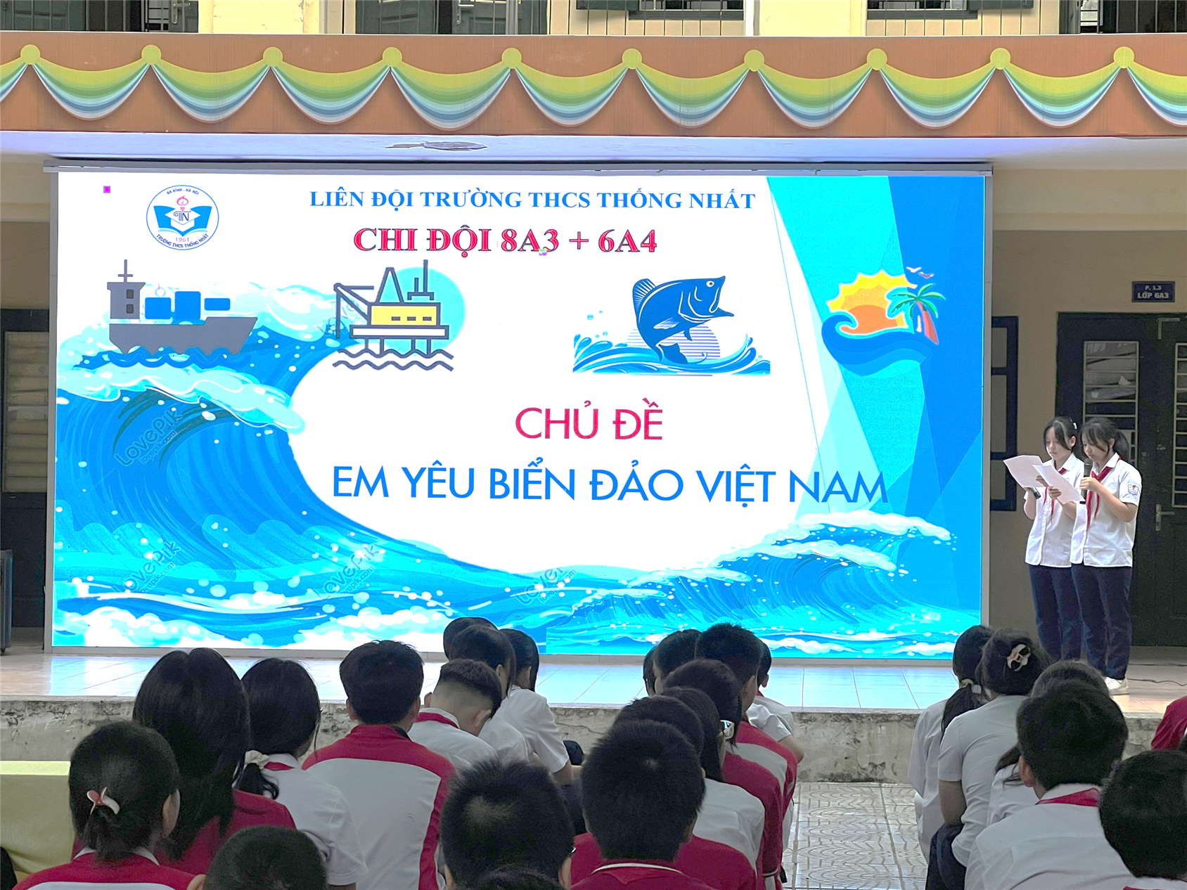 “Em yêu biển, đảo Việt Nam” - Phát thanh măng non của chi đội 8A3 và 6A4
